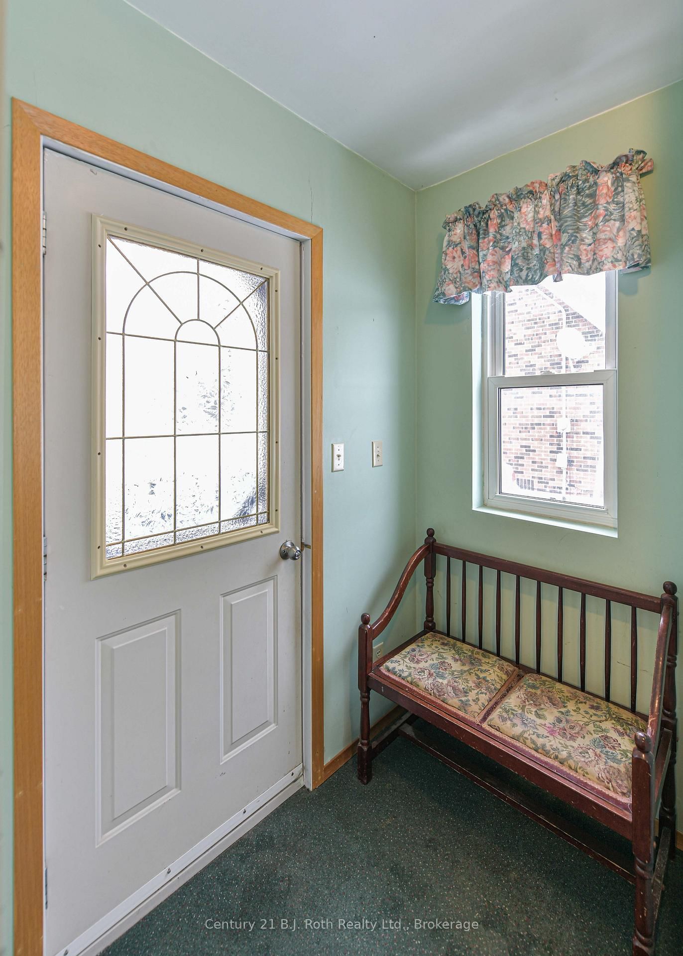 337 Colborne Street W • Orillia, ON photo 13
