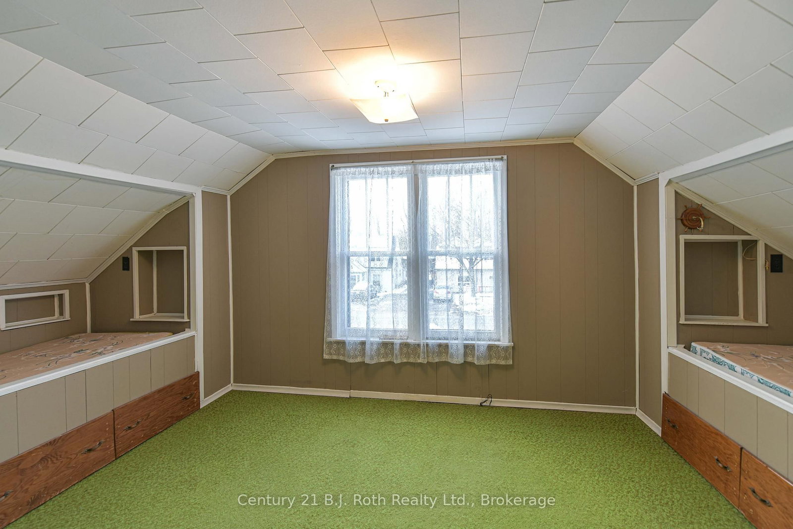 337 Colborne Street W • Orillia, ON photo 31