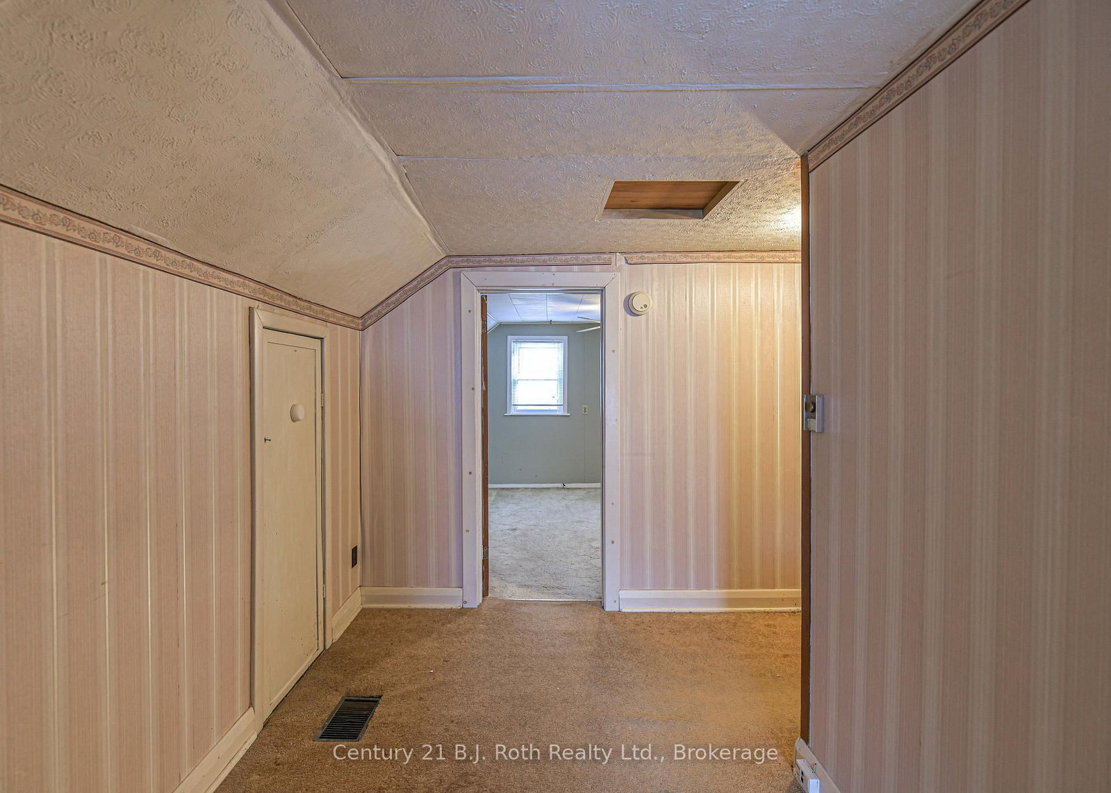 337 Colborne Street W • Orillia, ON photo 35