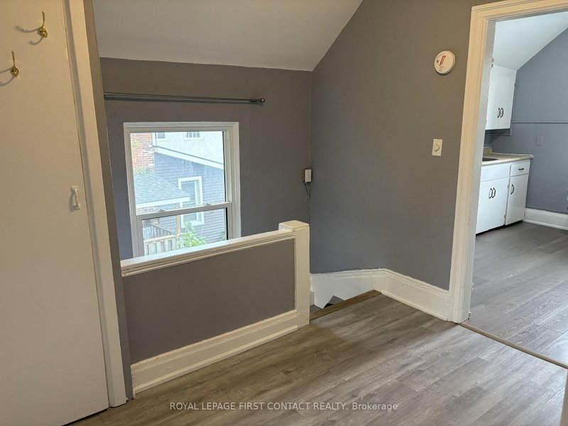 149 Mississaga Street W