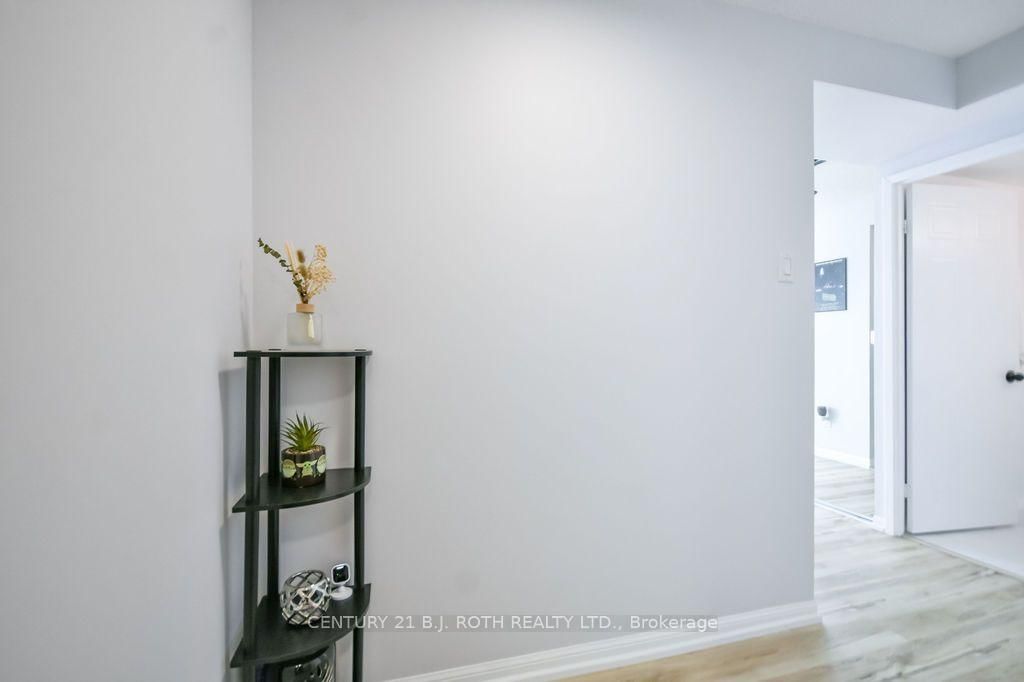 75 ELLEN Street • #1102 • Barrie, ON photo 13