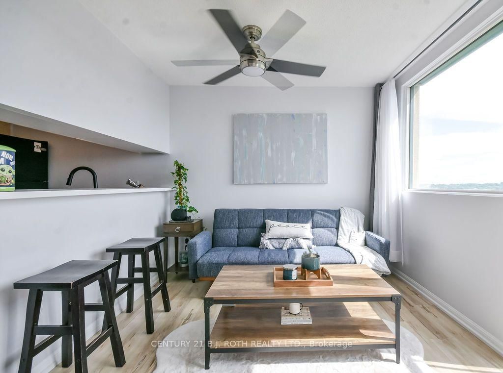 75 ELLEN Street • #1102 • Barrie, ON photo 17
