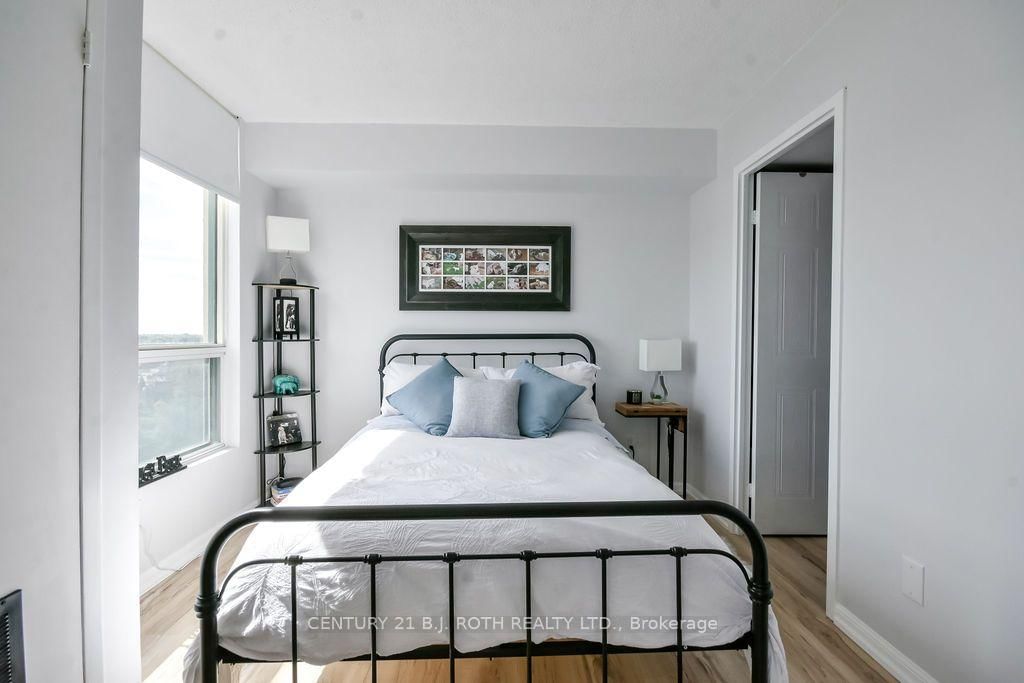 75 ELLEN Street • #1102 • Barrie, ON photo 25