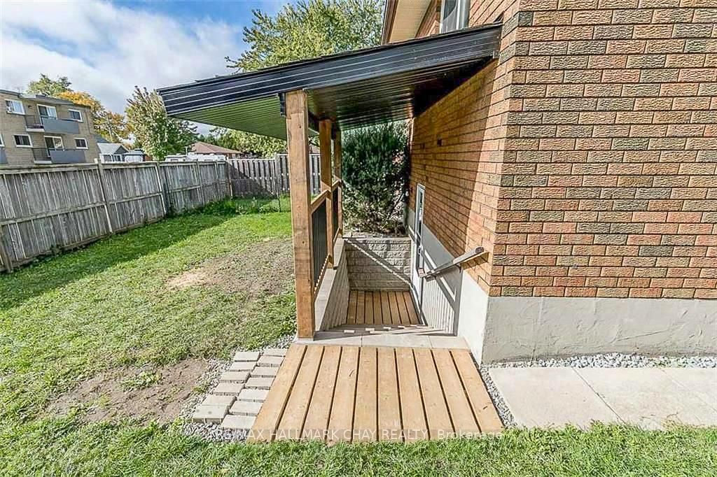 #LOWER - 3 Buchanan Street, Barrie 2