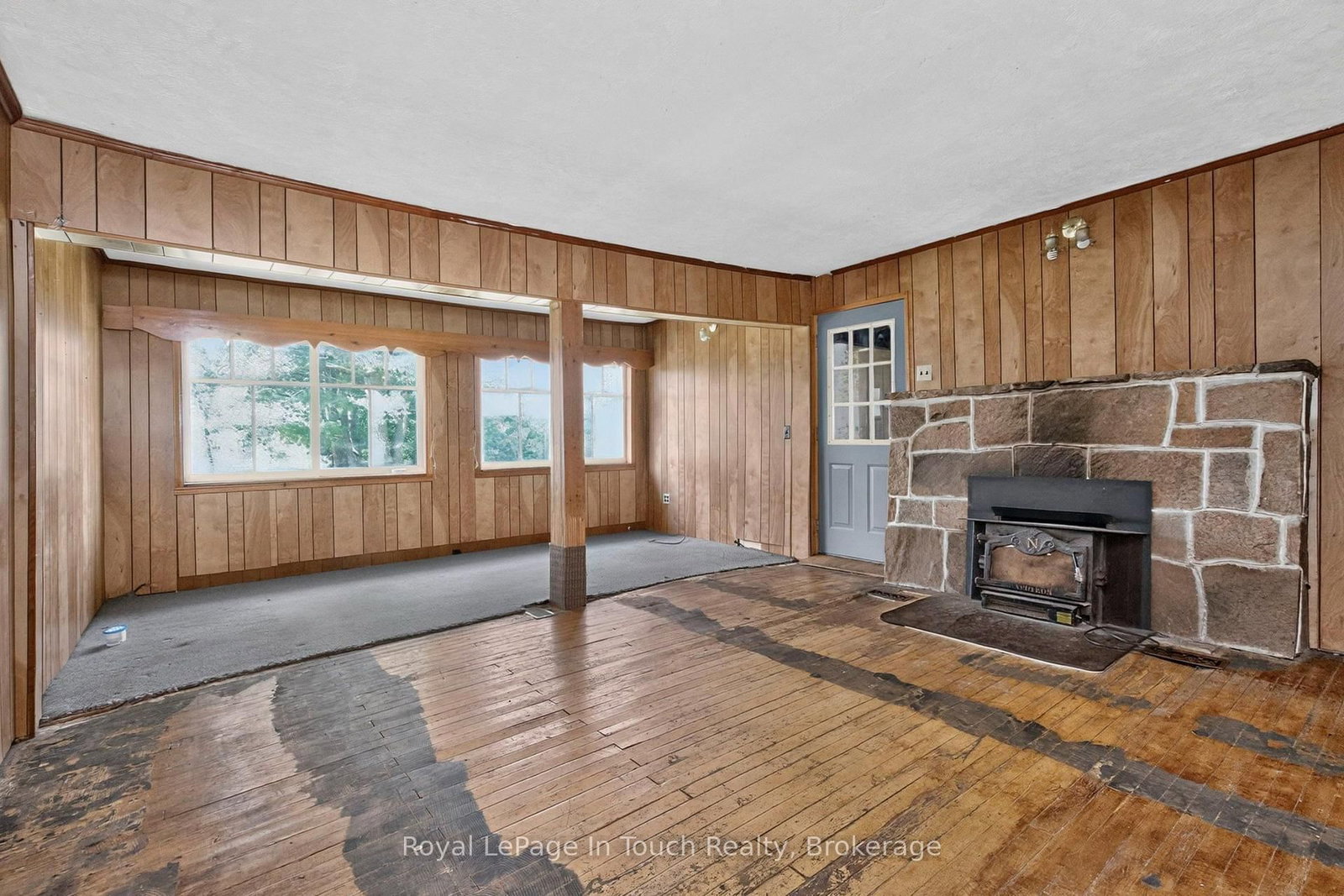 3449 Upper Big Chute Road • Severn, ON photo 14