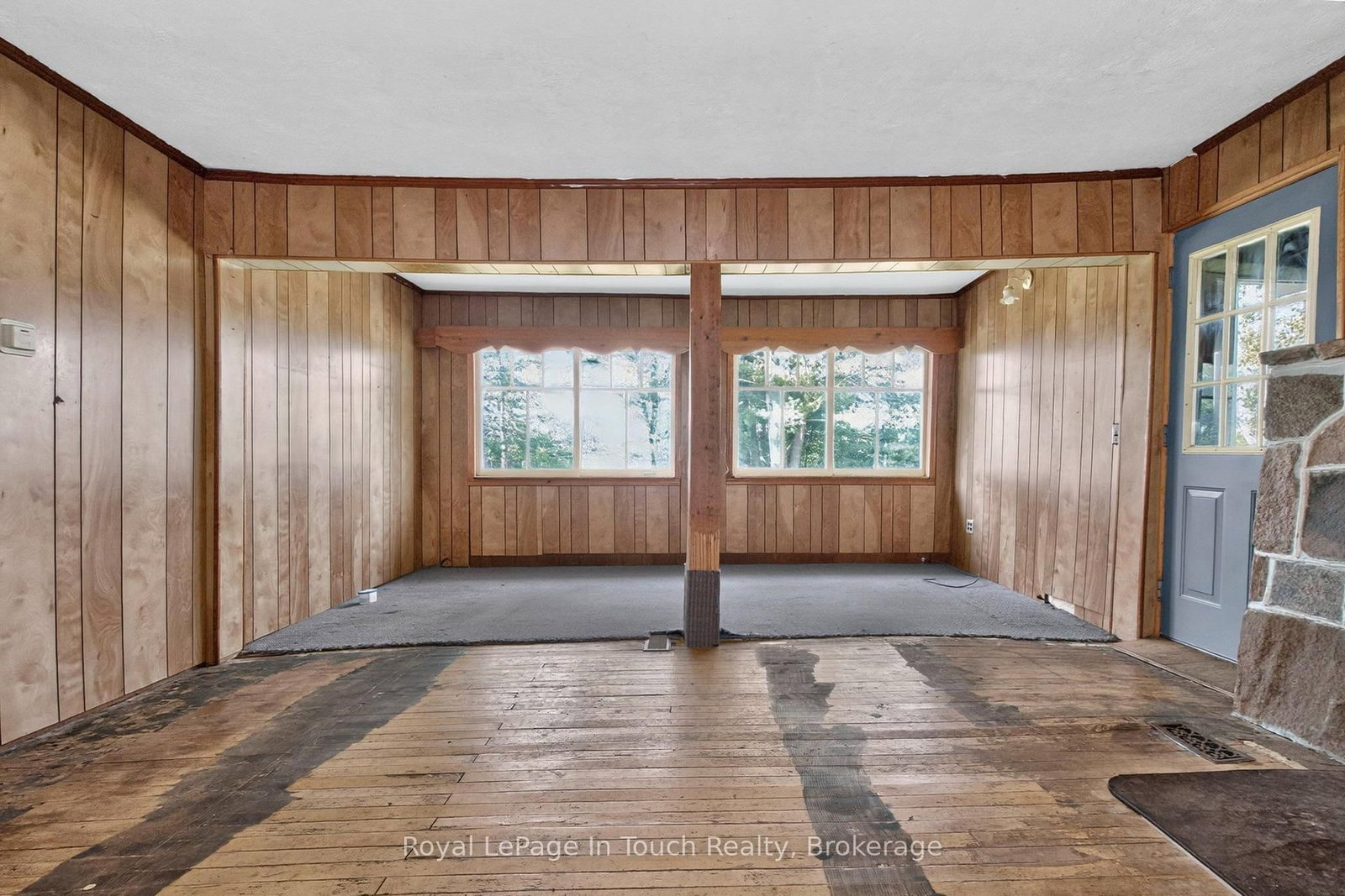 3449 Upper Big Chute Road • Severn, ON photo 16