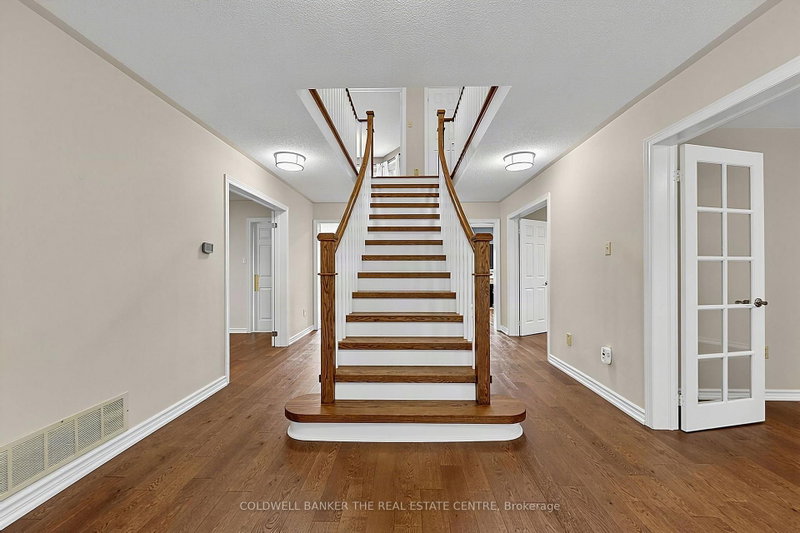 37 Falling Brook Drive
