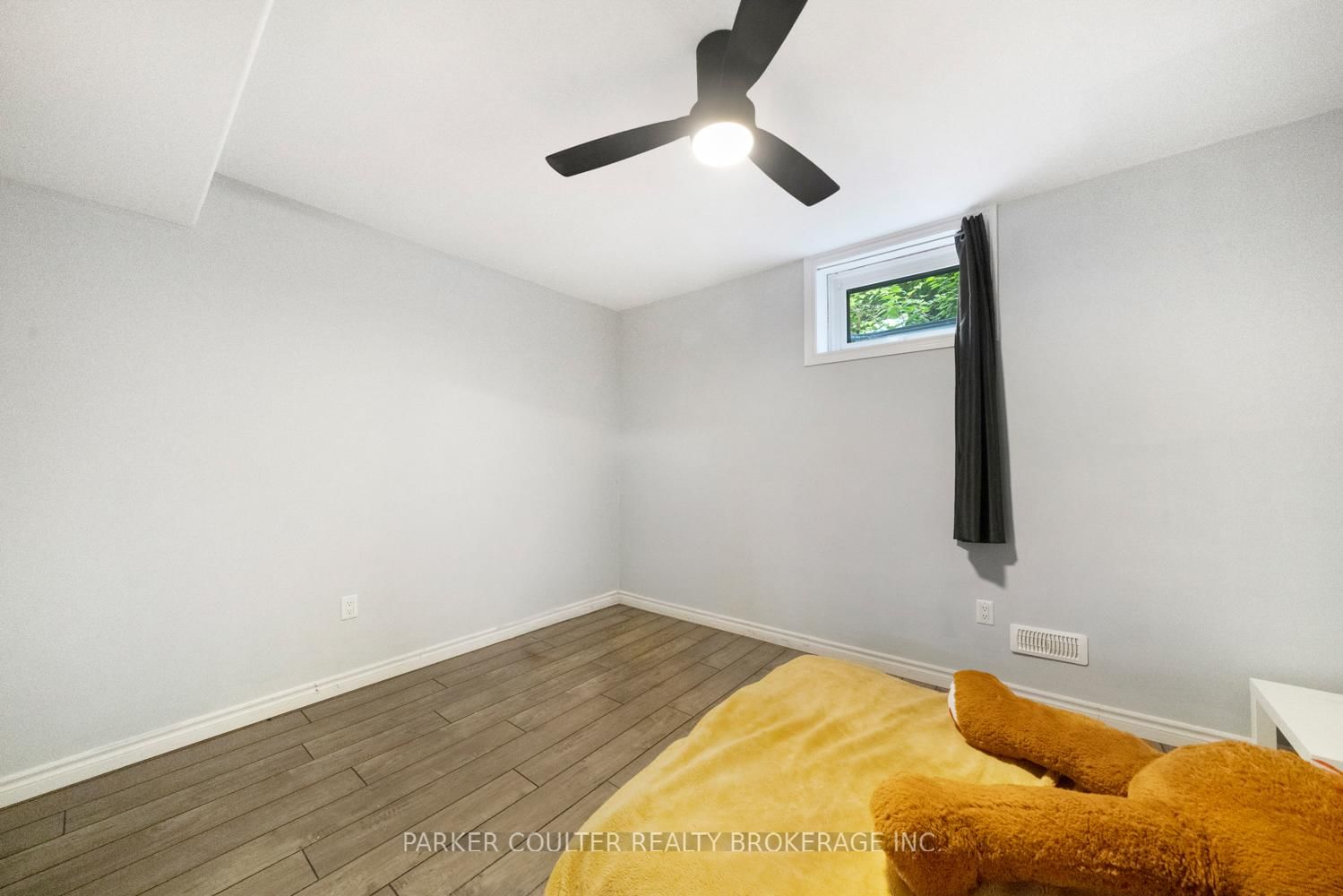 65 Miller Drive • Barrie, ON photo 33