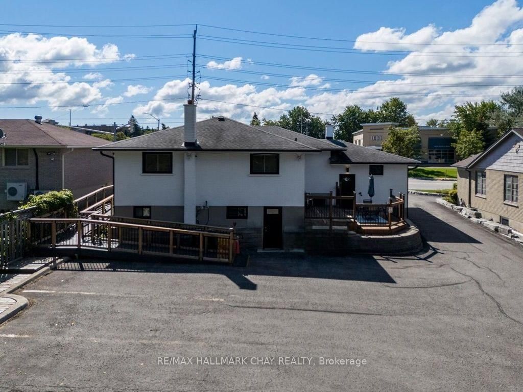 466 Big Bay Point Road photo 4