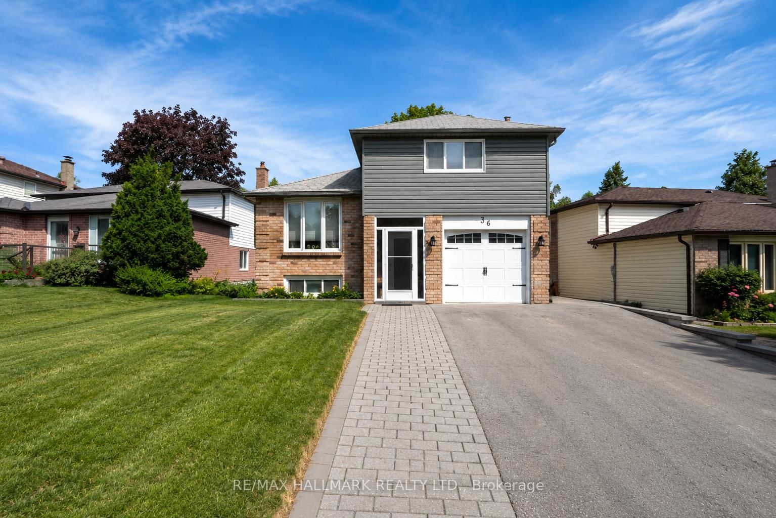 36 Ridgeway Avenue • Barrie, ON photo 5