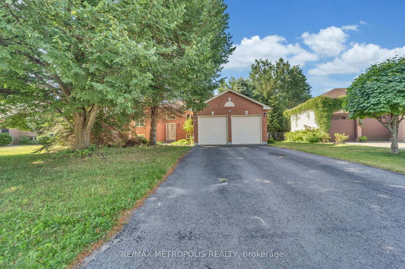 24 Acorn Crescent