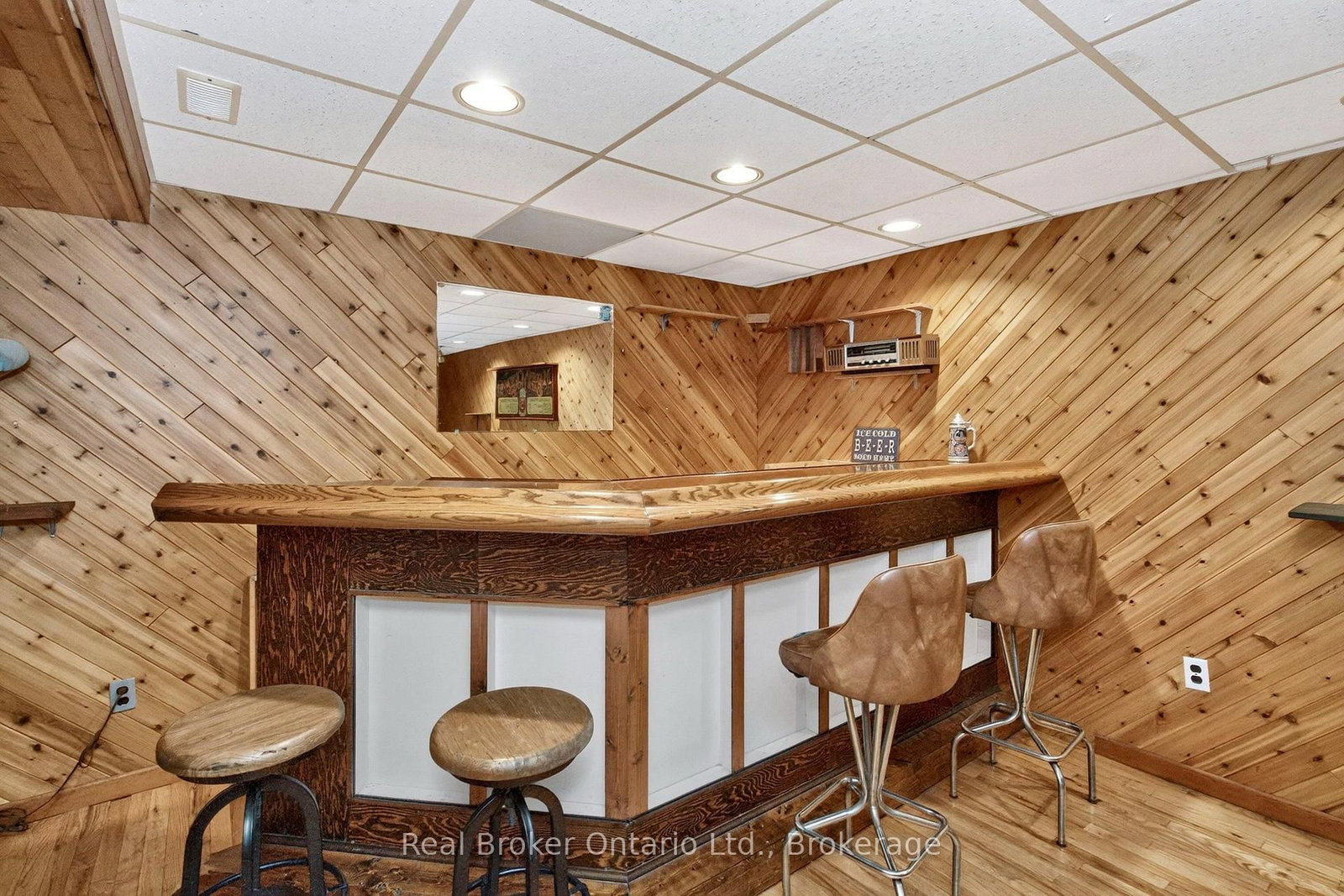 24 Fernanne Drive • Tiny, ON photo 28
