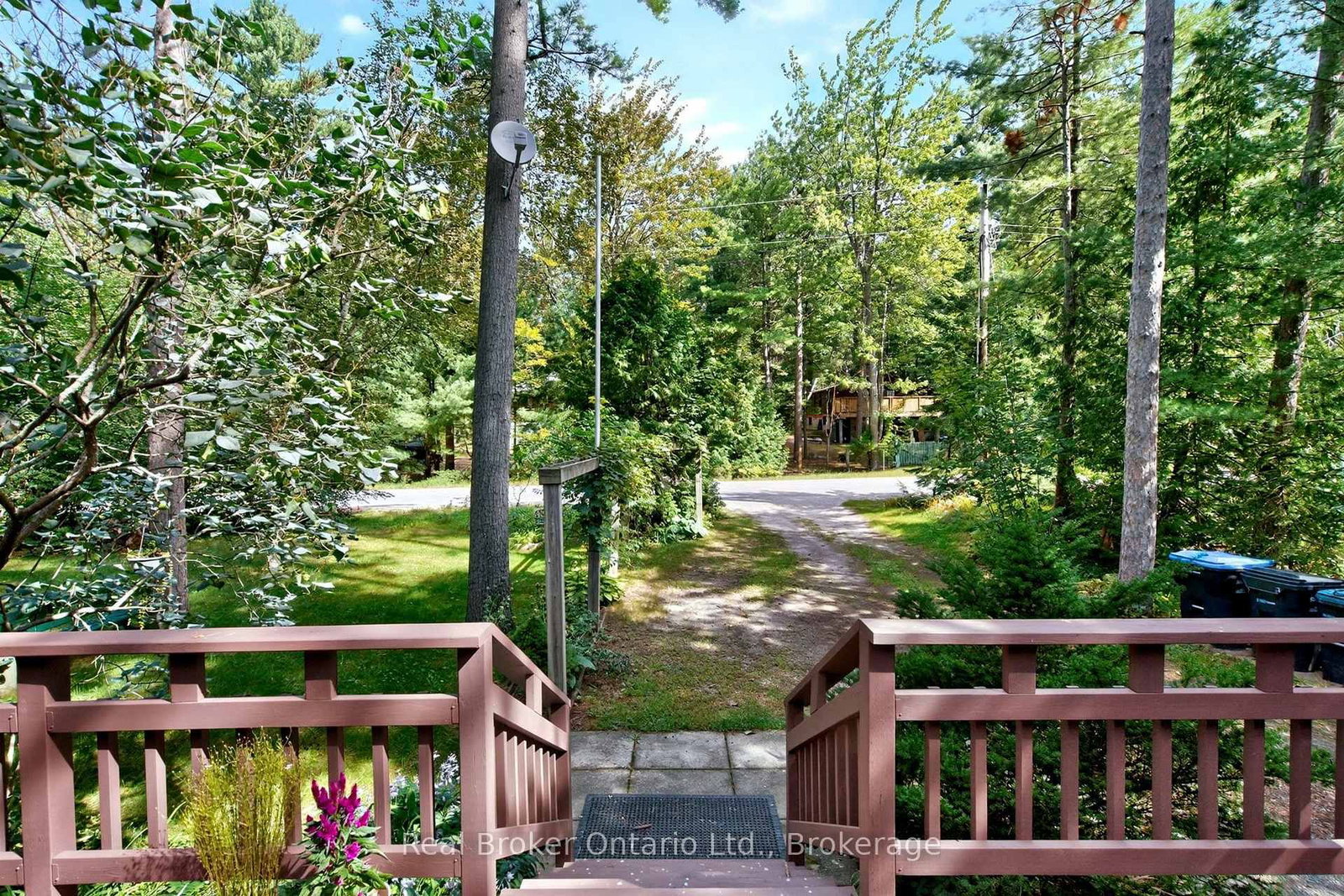 24 Fernanne Drive • Tiny, ON photo 9