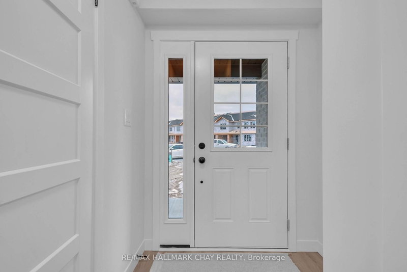 38 Strath Crescent