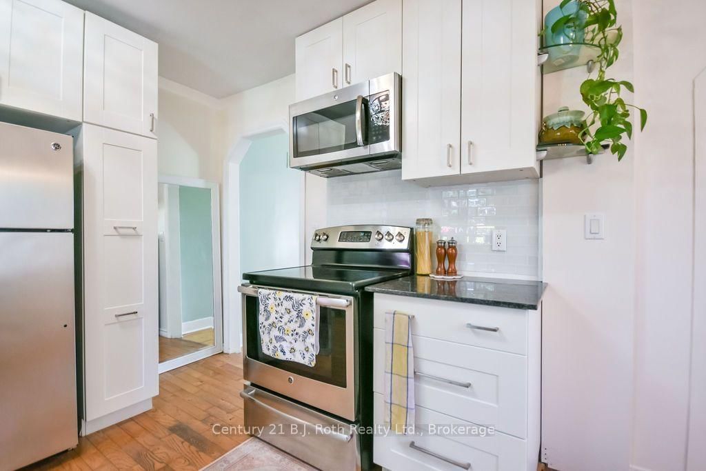 258 James Street E • Orillia, ON photo 13