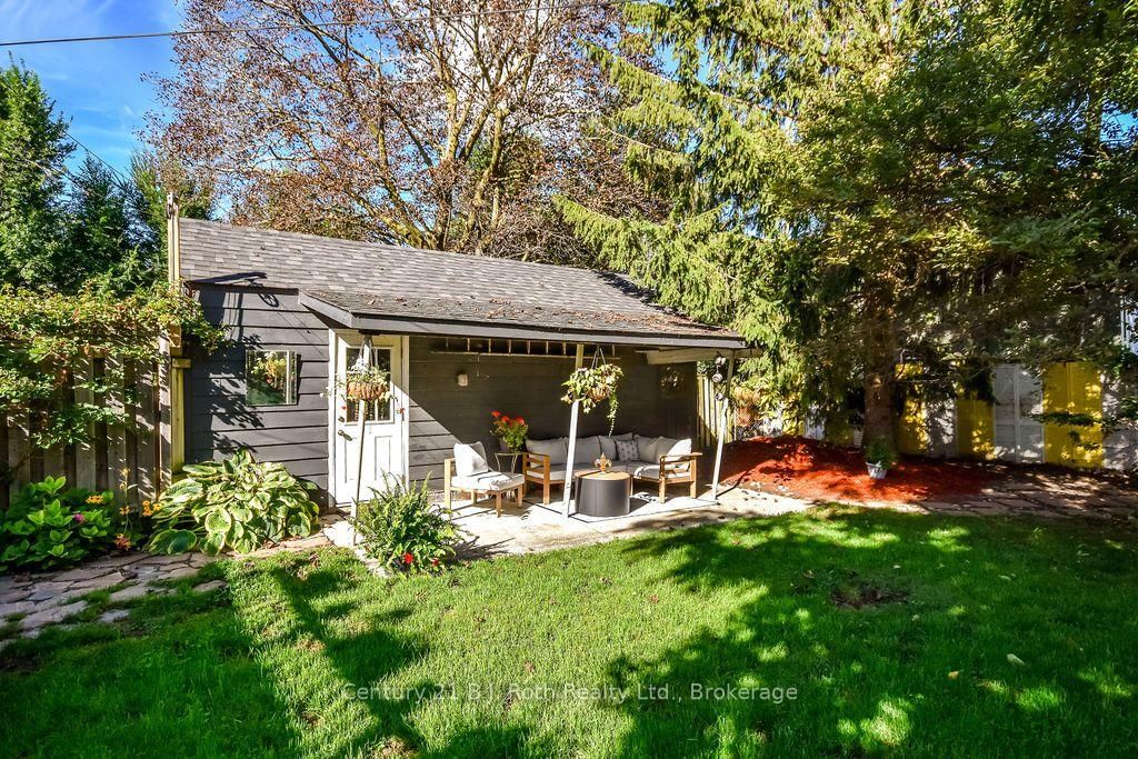 258 James Street E • Orillia, ON photo 32