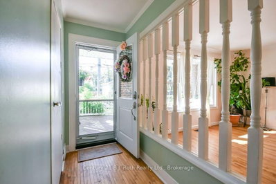 258 James Street E • Orillia, ON photo 4