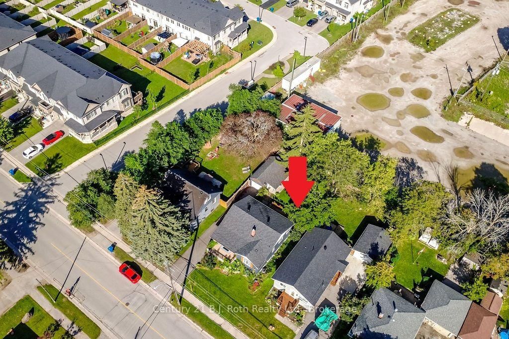 258 James Street E • Orillia, ON photo 43