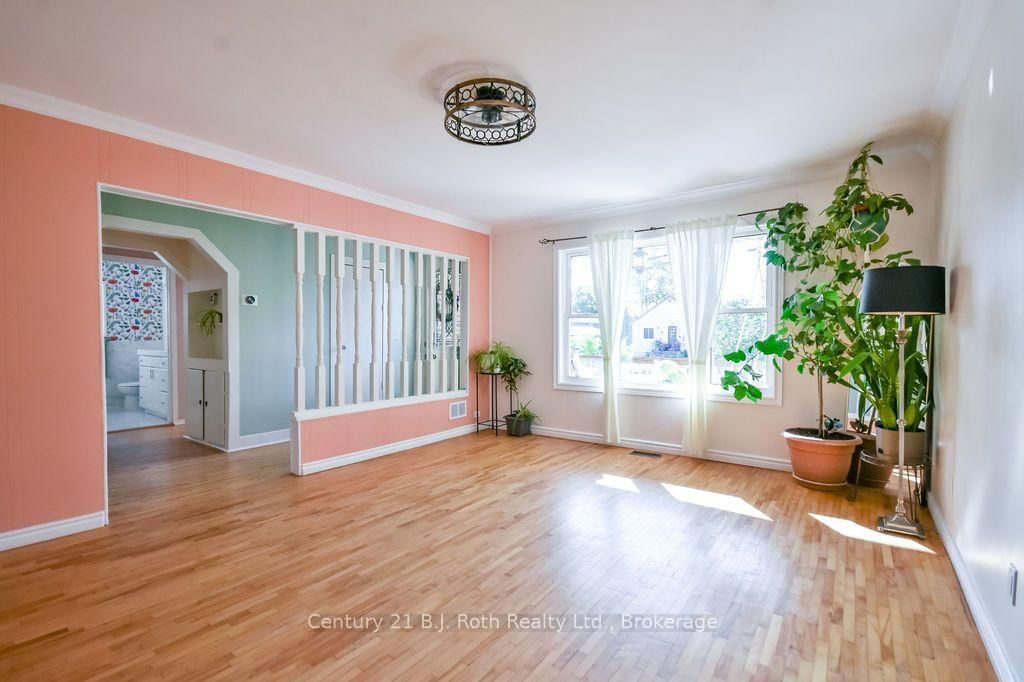 258 James Street E • Orillia, ON photo 6