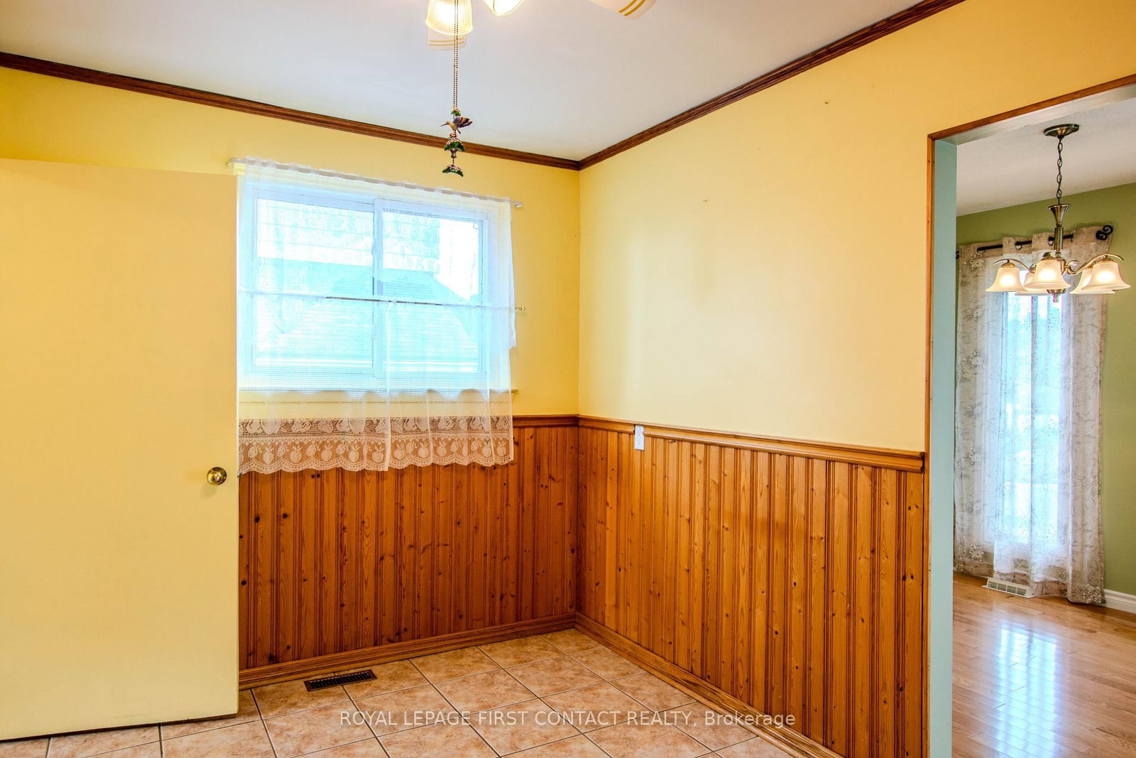 12 Daphne Crescent • Barrie, ON photo 11