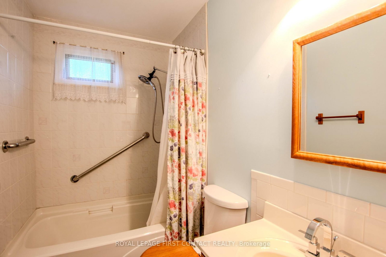 12 Daphne Crescent • Barrie, ON photo 17