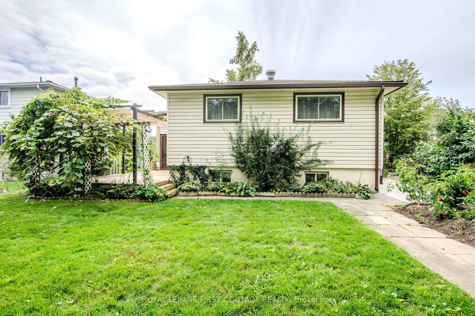 12 Daphne Crescent • Barrie, ON photo 30