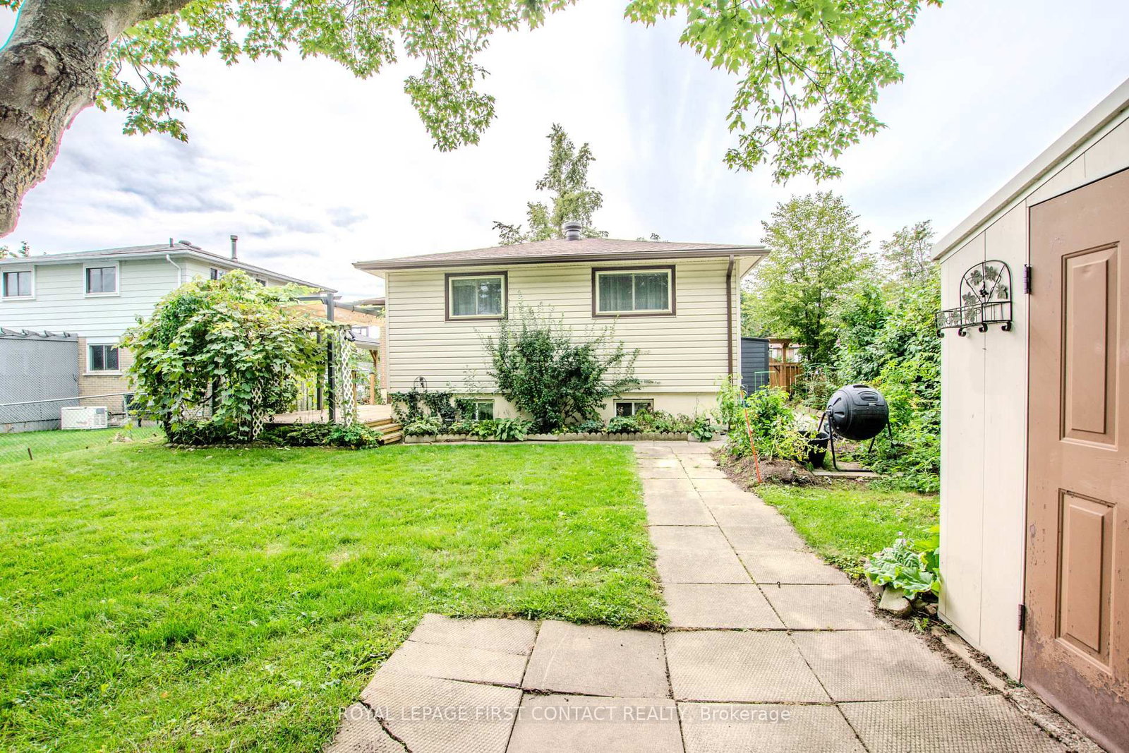 12 Daphne Crescent • Barrie, ON photo 31