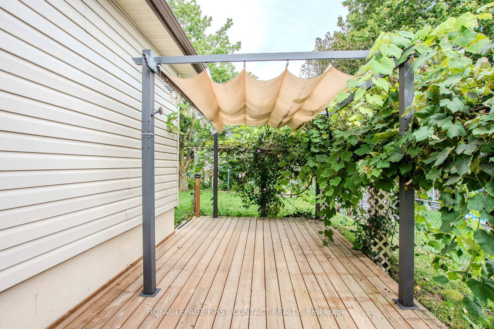 12 Daphne Crescent • Barrie, ON photo 37