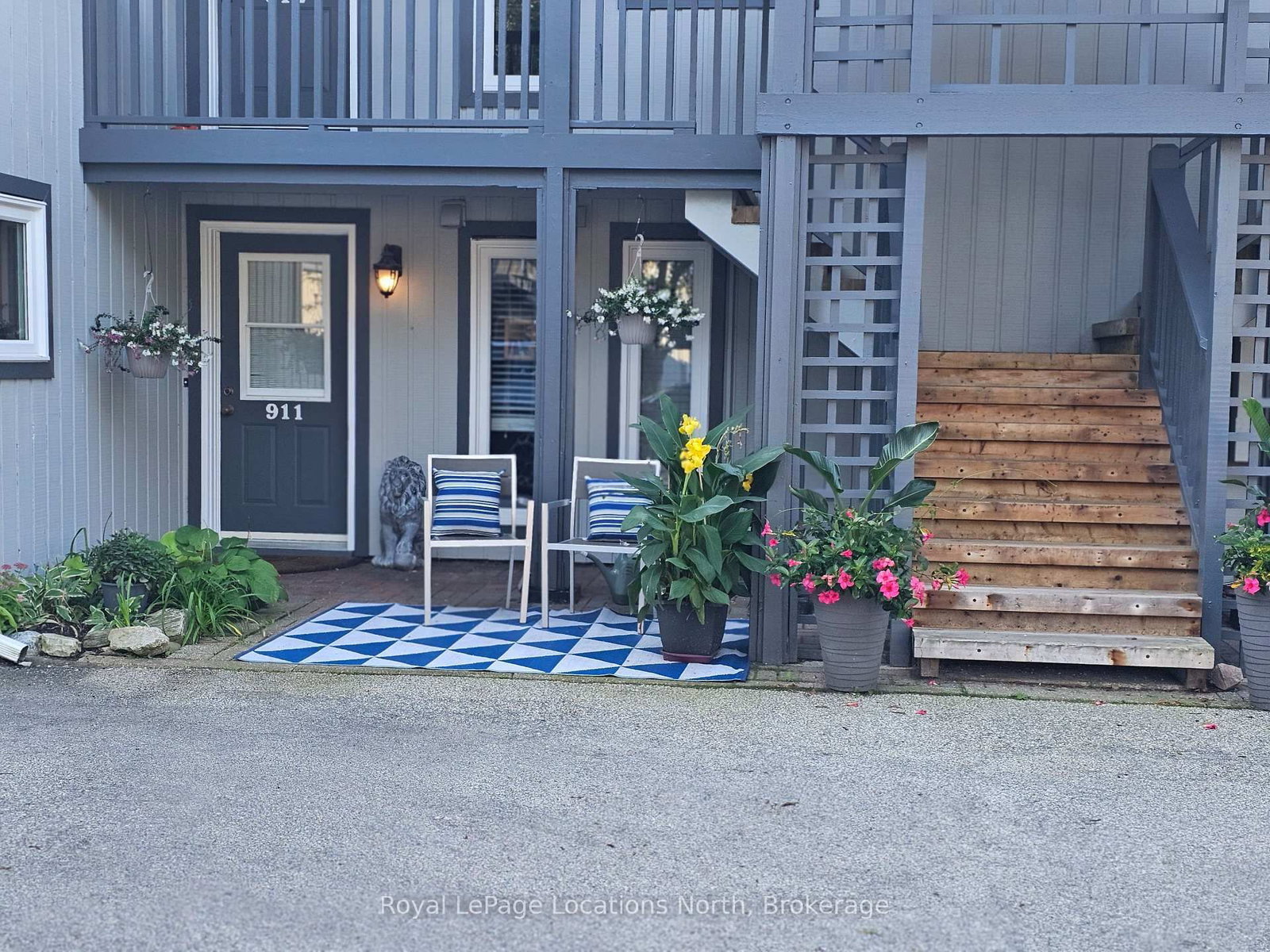911 Cedar Pointe Court • Collingwood, ON photo 3