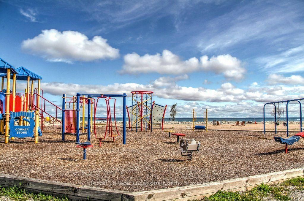911 Cedar Pointe Court • Collingwood, ON photo 32