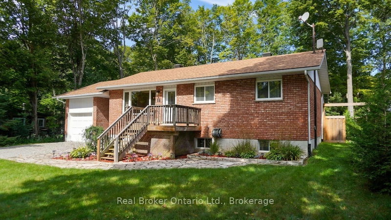 16 Mundy Avenue