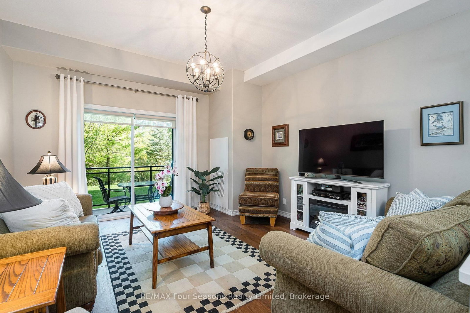 1 CHAMBERLAIN Crescent • #109 • Collingwood, ON photo 10