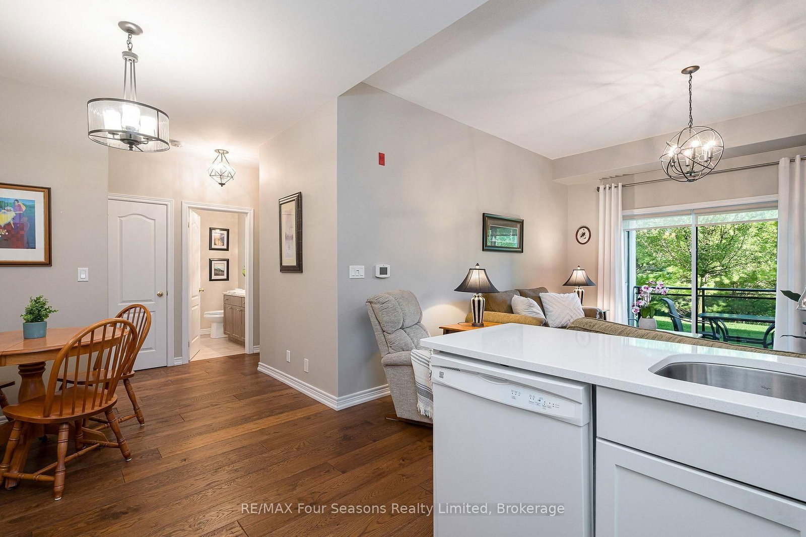 1 CHAMBERLAIN Crescent • #109 • Collingwood, ON photo 11