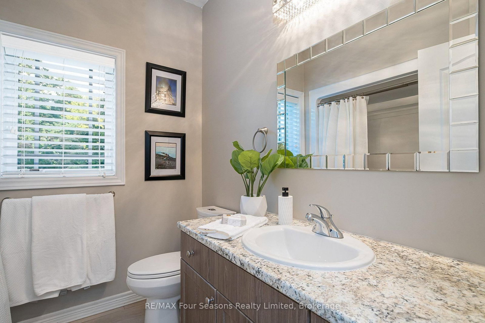 1 CHAMBERLAIN Crescent • #109 • Collingwood, ON photo 17