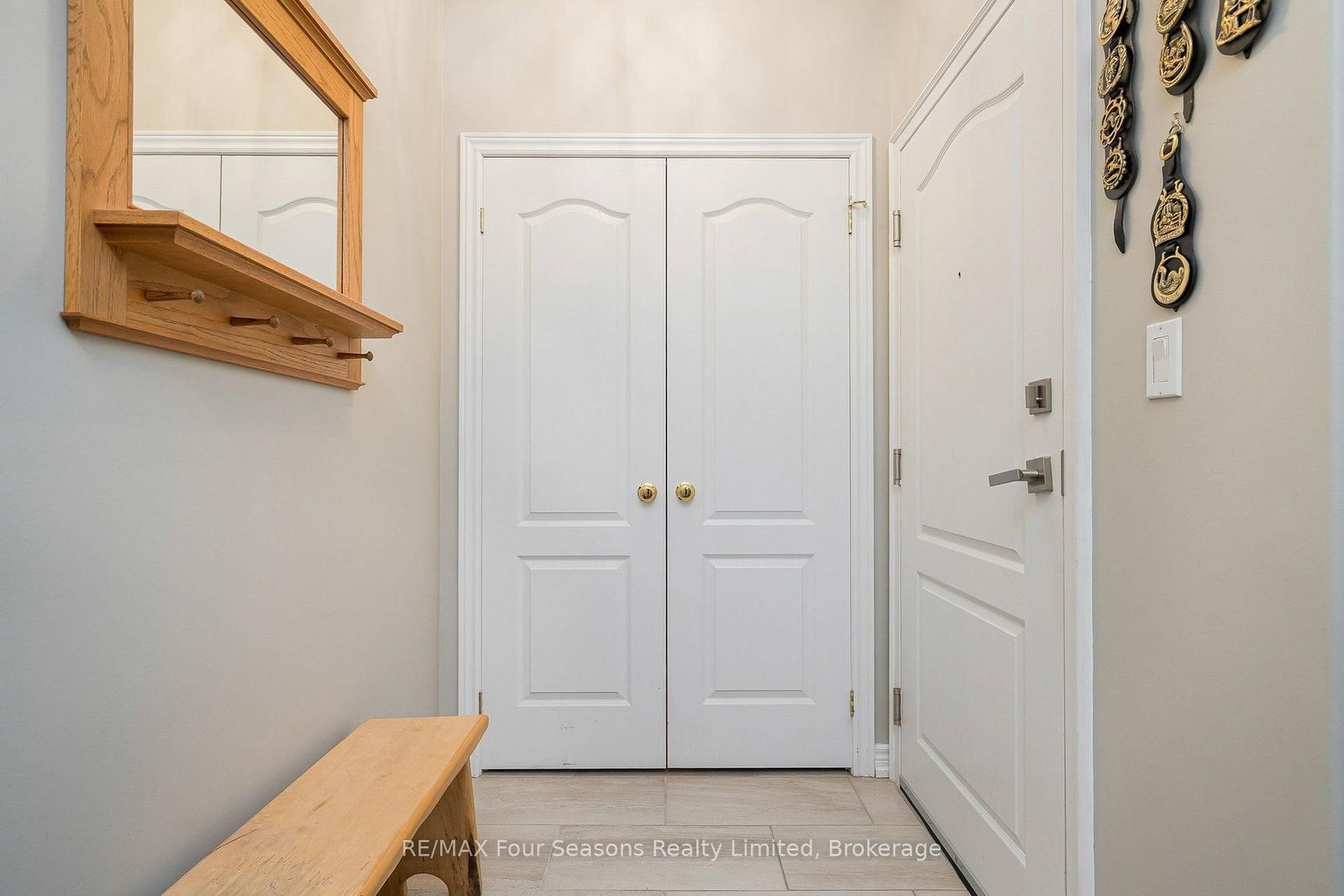 1 CHAMBERLAIN Crescent • #109 • Collingwood, ON photo 4