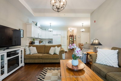 1 CHAMBERLAIN Crescent • #109 • Collingwood, ON photo 5