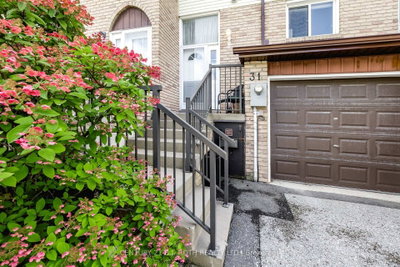 52 Adelaide Street • #31 • Barrie, ON photo 2