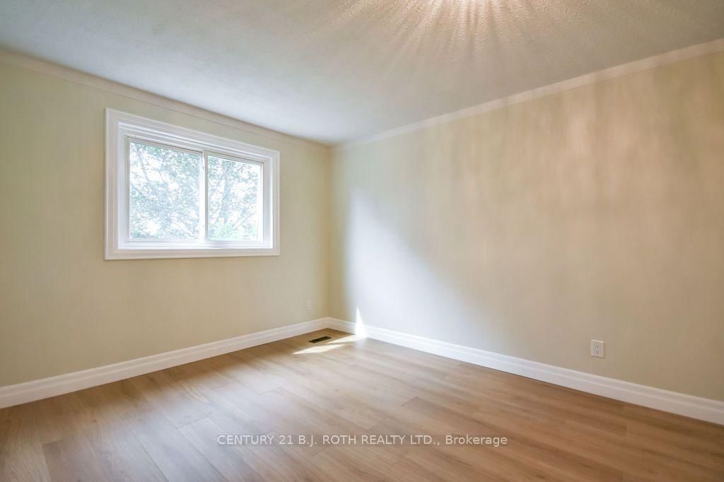 118 Marshall Street • Barrie, ON photo 22