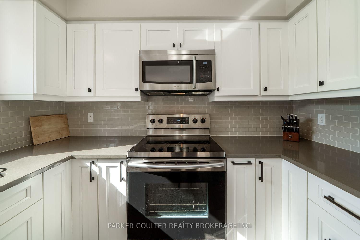 27 Brandon Crescent • Orillia, ON photo 8