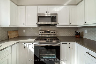 27 Brandon Crescent • Orillia, ON photo 8