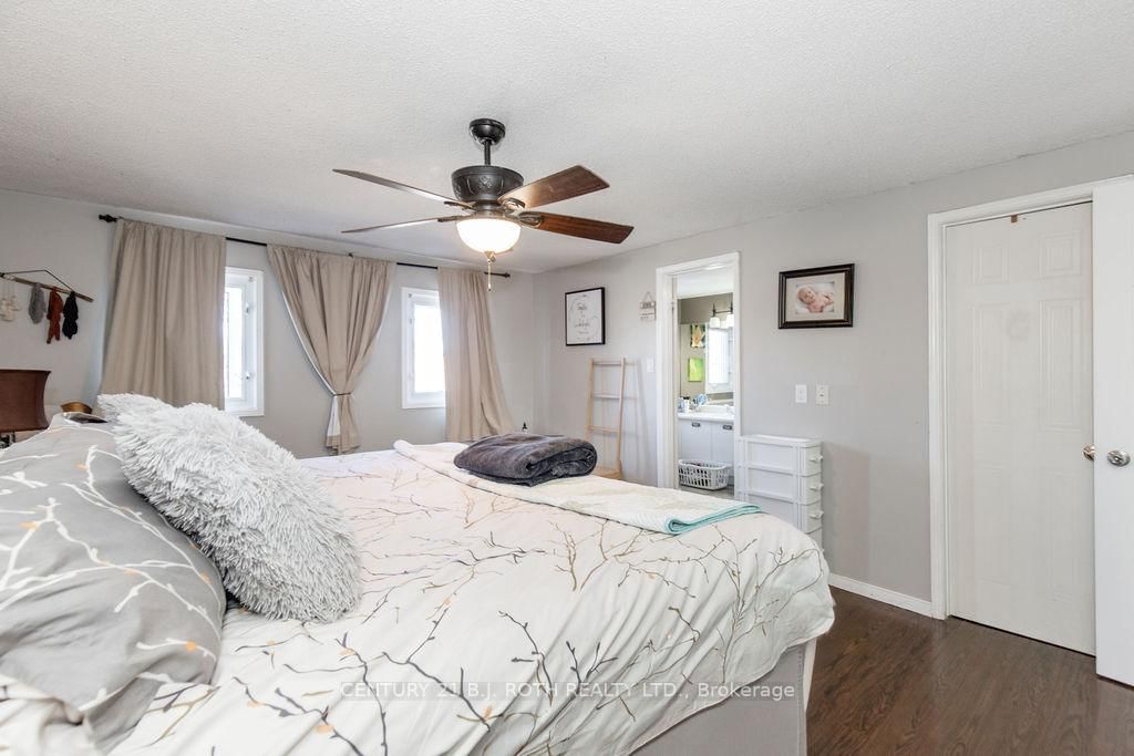 99 CARDINAL Street • Barrie, ON photo 14