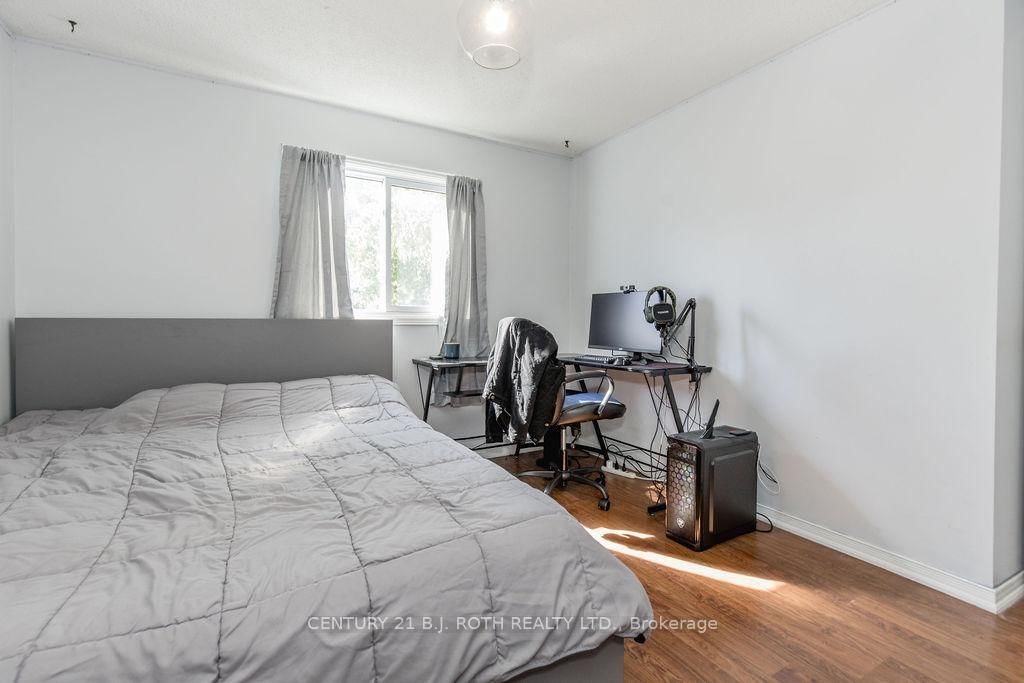 99 CARDINAL Street • Barrie, ON photo 20