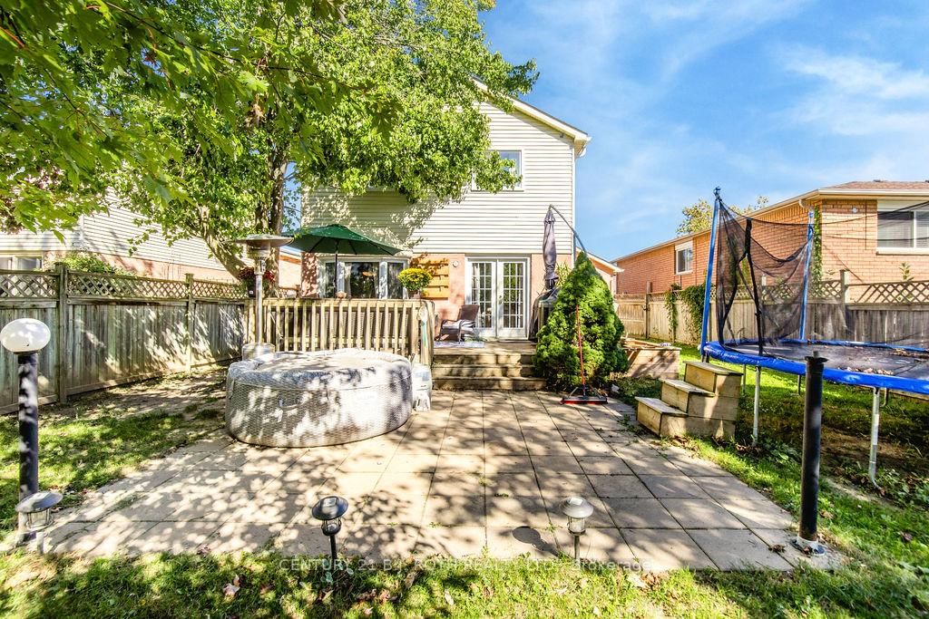 99 CARDINAL Street • Barrie, ON photo 33