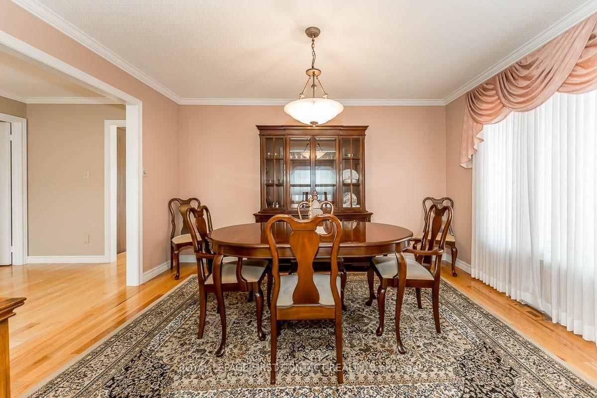 35 Gibbon Drive • Barrie, ON photo 11