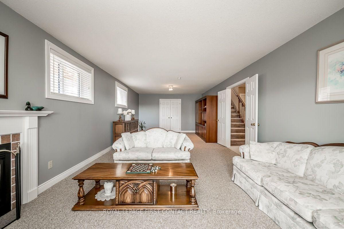 35 Gibbon Drive • Barrie, ON photo 25