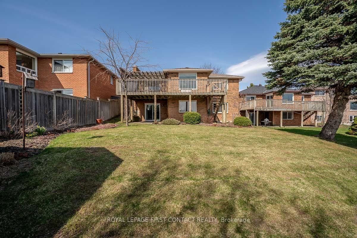 35 Gibbon Drive • Barrie, ON photo 33