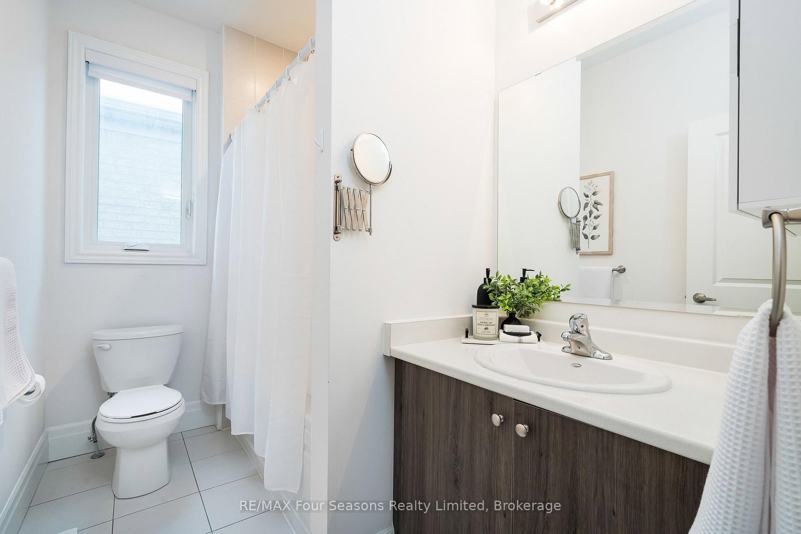 248 Duncan Street • Clearview, ON photo 17
