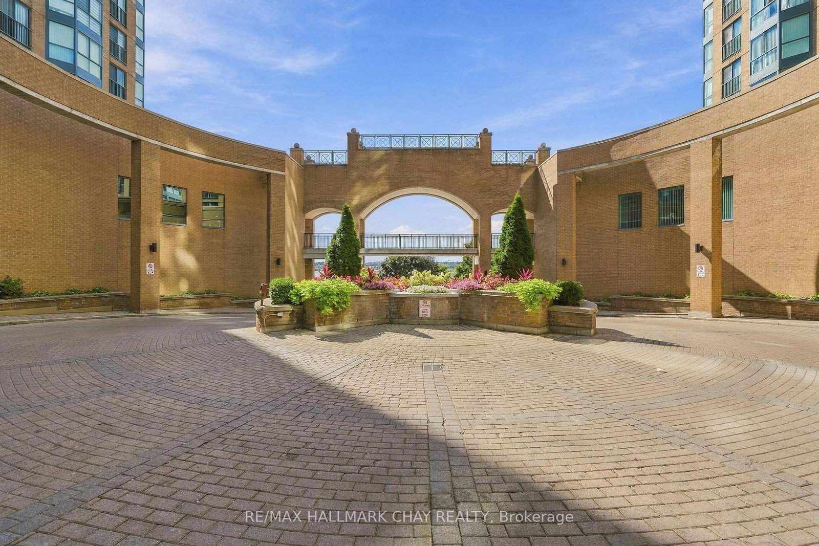 150 Dunlop Street E • #710 • Barrie, ON photo 30