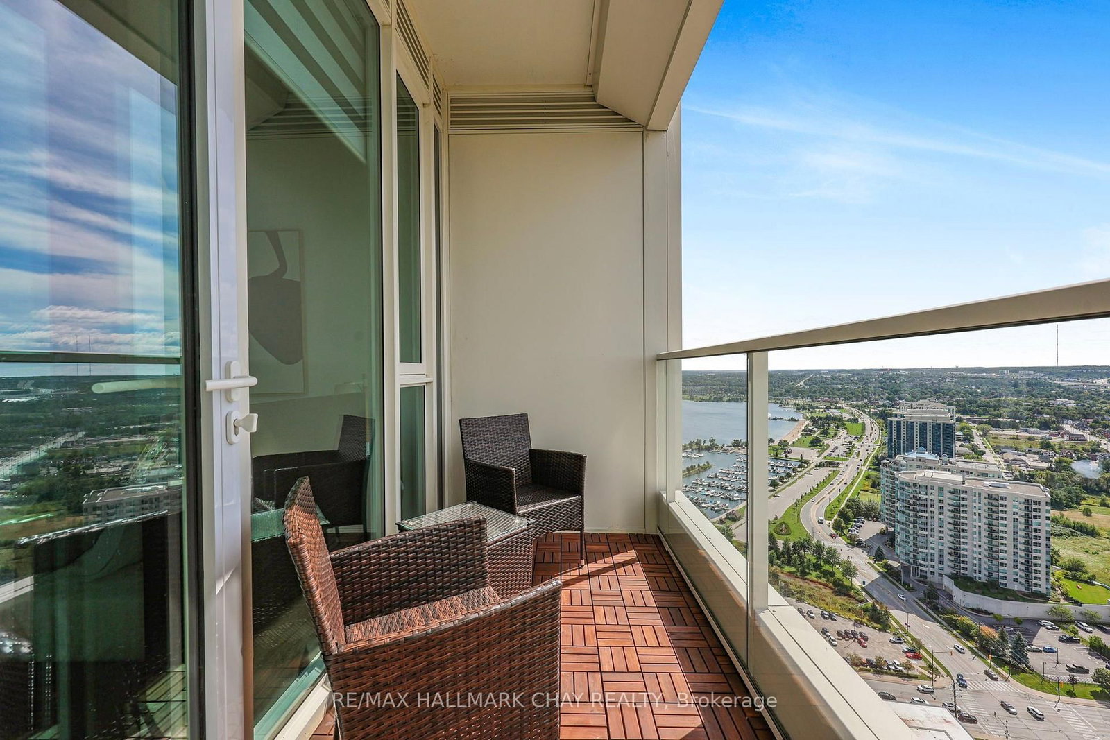 39 Mary Street • #LPH02 • Barrie, ON photo 11