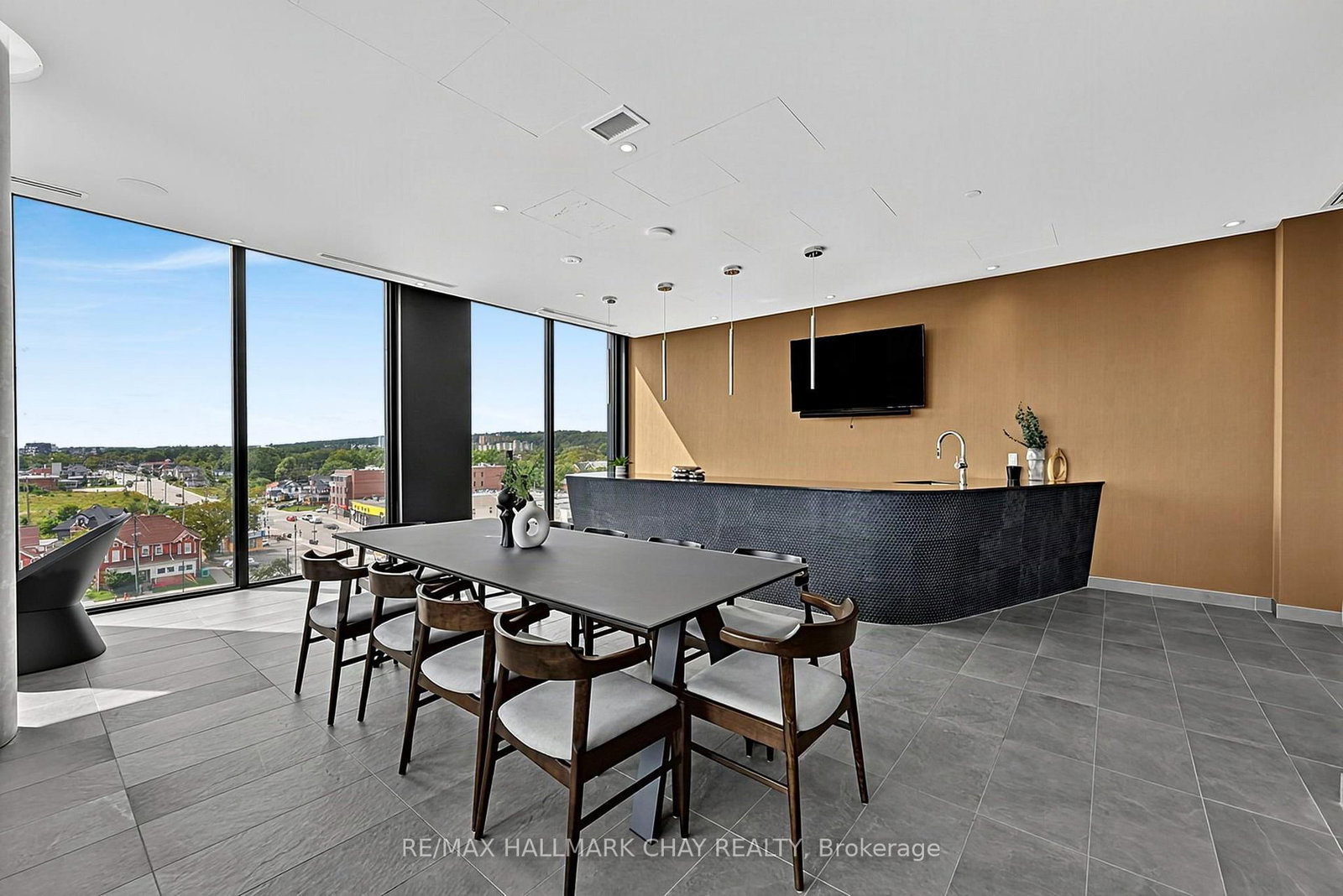 39 Mary Street • #LPH02 • Barrie, ON photo 25